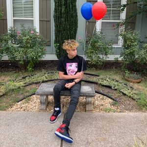 Meet your Posher, Evan